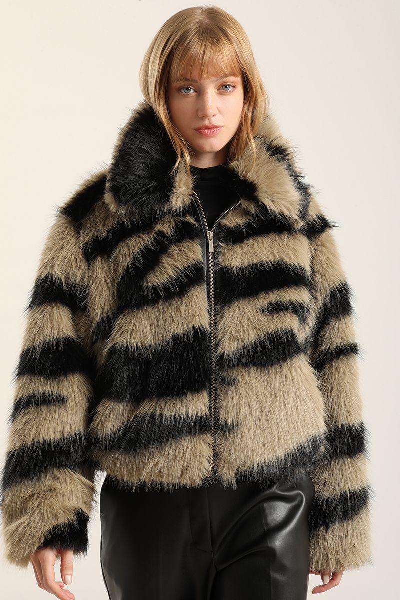 Chaqueta efecto piel, negro Liola-5