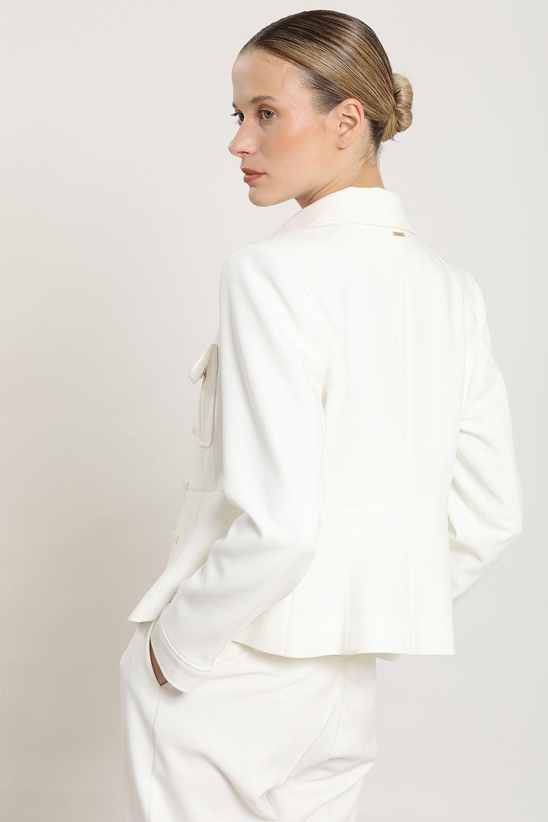 Chaqueta entallada, bolsillo parche, crudo Liola-6