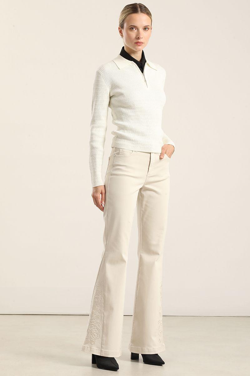 Jeans Color Flare, Bordado, Masilla Liola-0