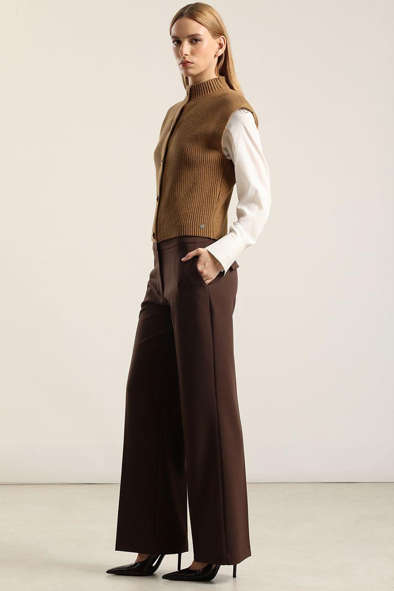 Pantalón recto, tiro alto, chocolate Liola-2