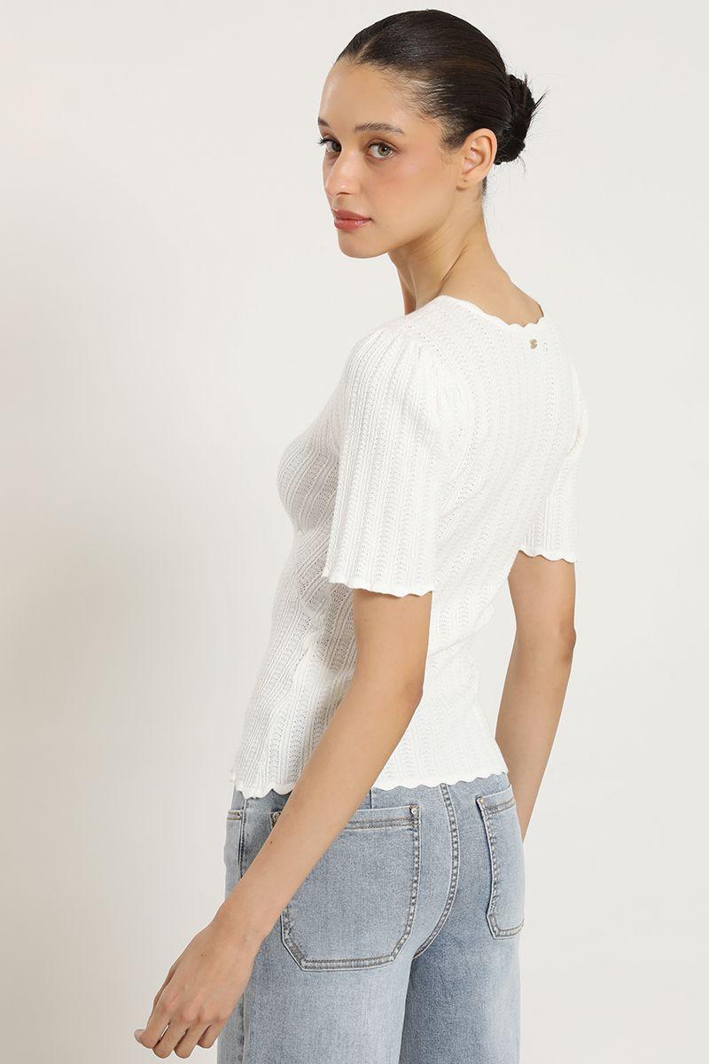 Polera punto, escote v, crudo Liola-4