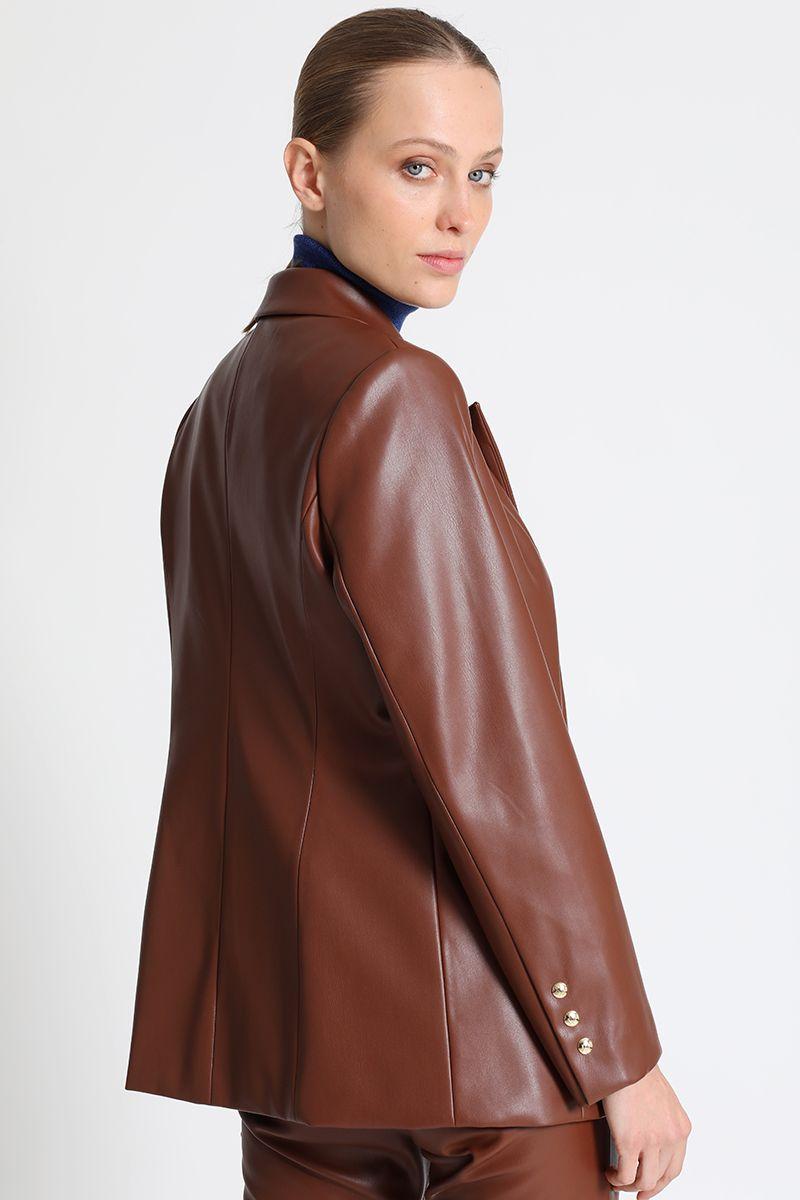 Blazer Largo Efecto Piel Cafe Liola-2