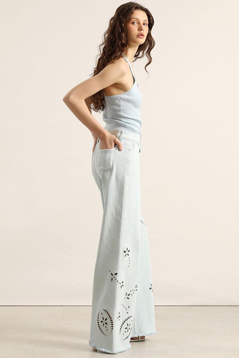 Jeans color palazzo, bordado, celeste Liola-2