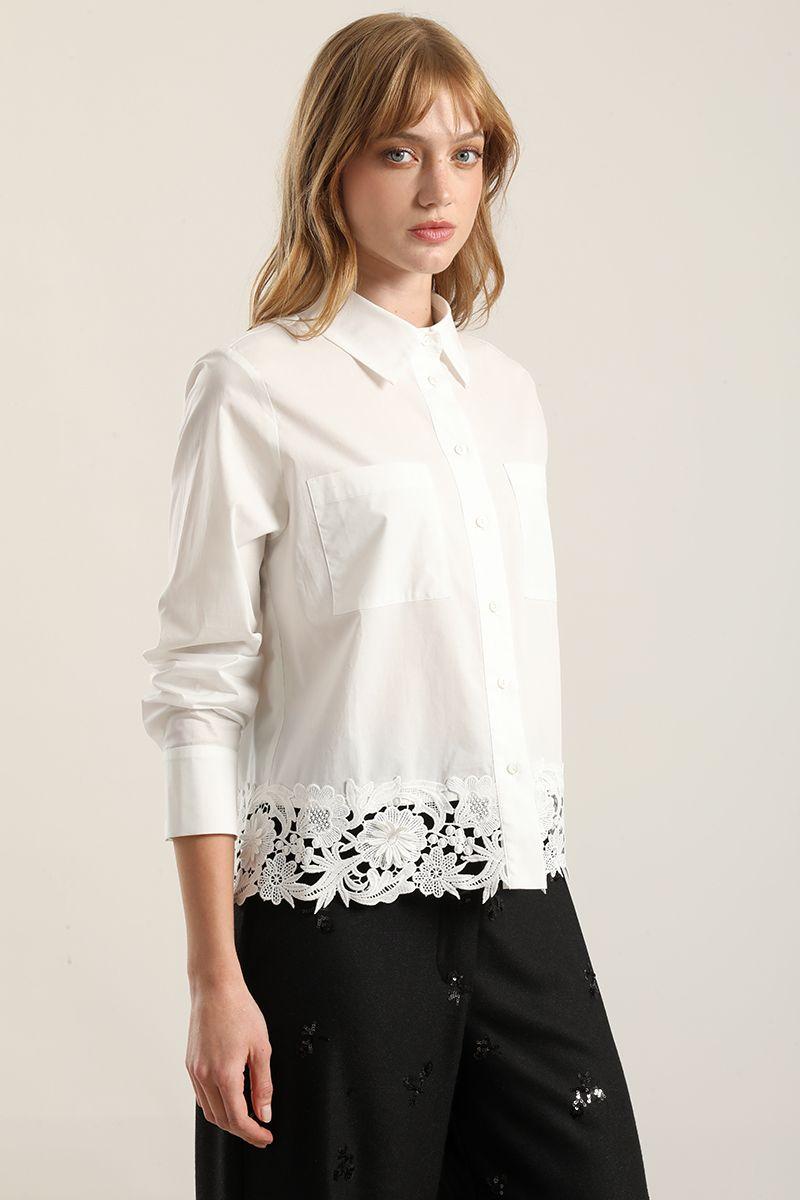 Camisa algodon  ruedo guipur, crudo Liola-4