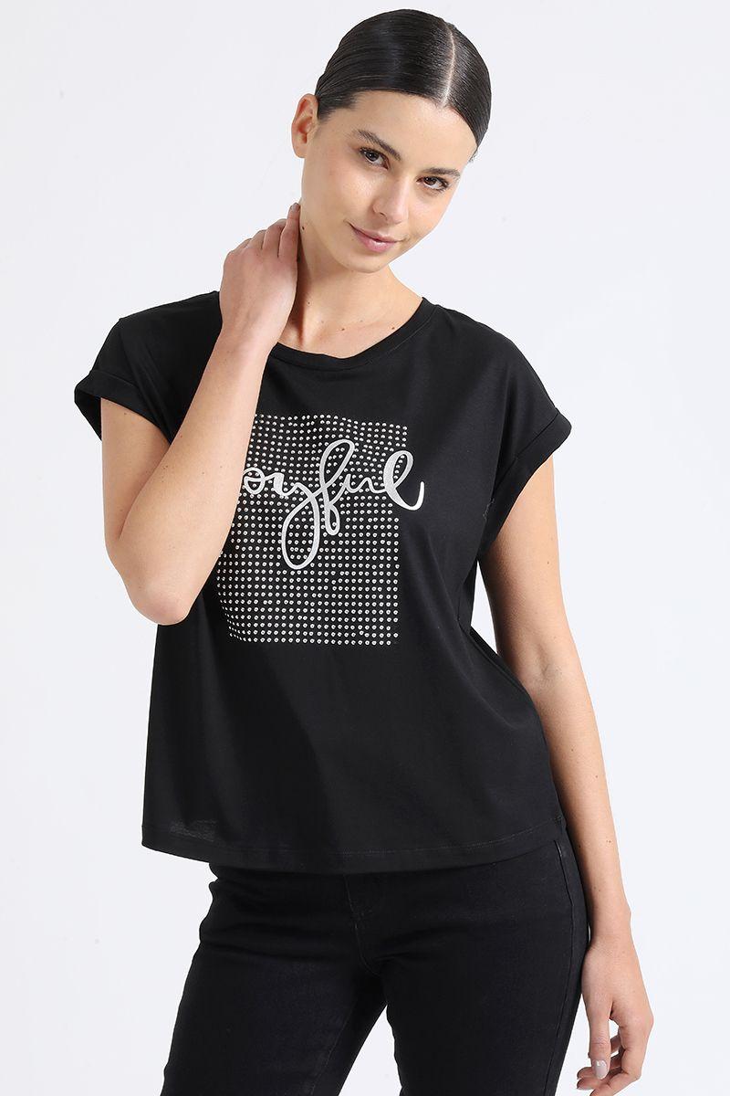 Polera Aplicación Tacha Y Texto, Negro Liola-2