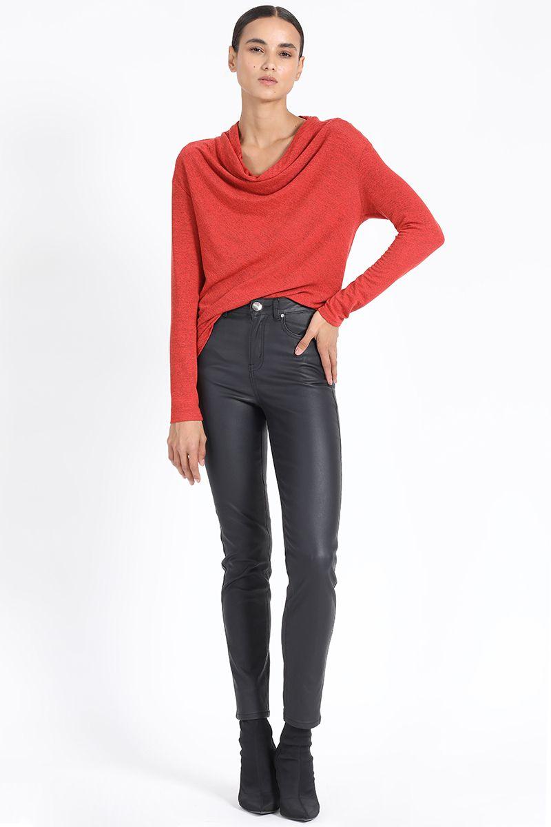 Pantalon Slim Tiro Medio, Coating Negro Liola-1