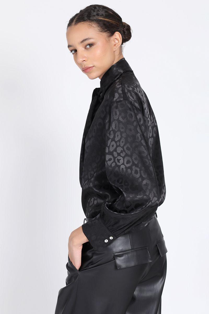 Camisa Satin Fantasia Animal, Negro Liola-4