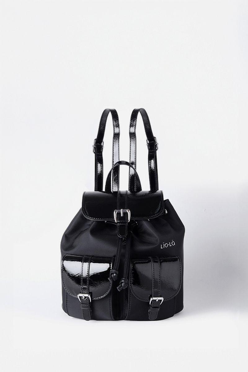 Mochila Tela Aplicación Charol, Negro Liola-3