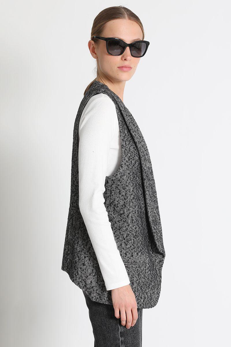 Chaqueta Sin Mangas Fantasia Negro Liola-2