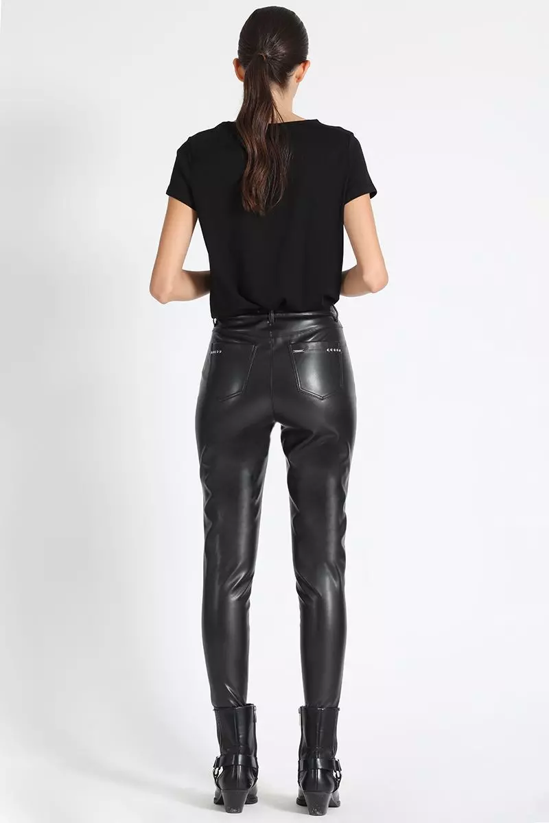 Pantalón Skinny Tiro Medio Efecto Cuero Negro Liola-3