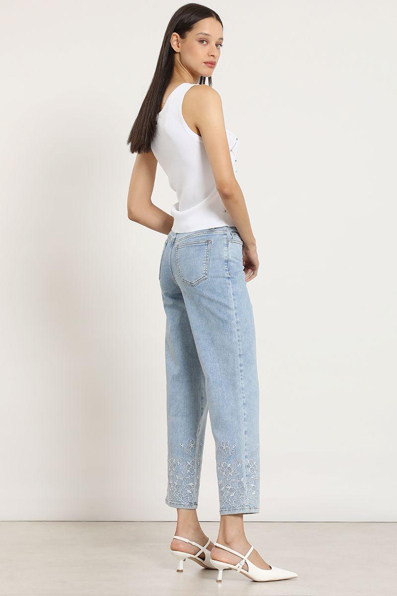Jeans slim, bordado, celeste Liola-4