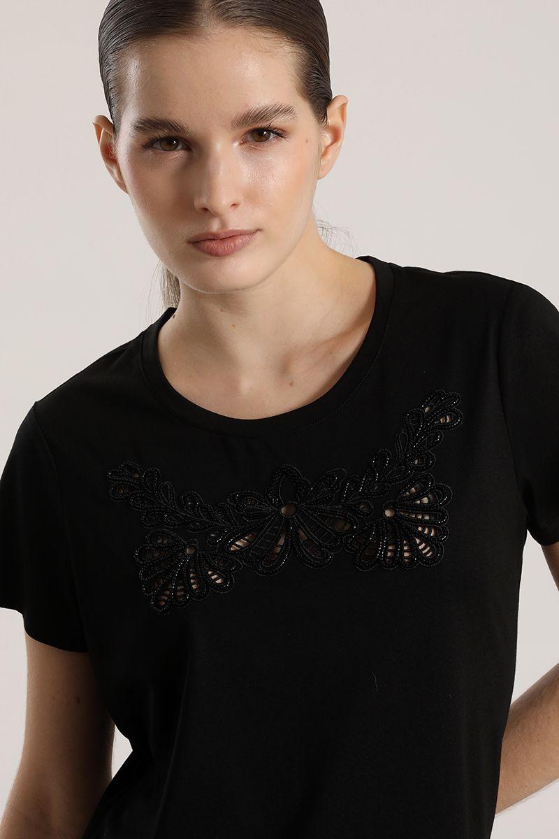 Polera con bordados liola mujer negro-3