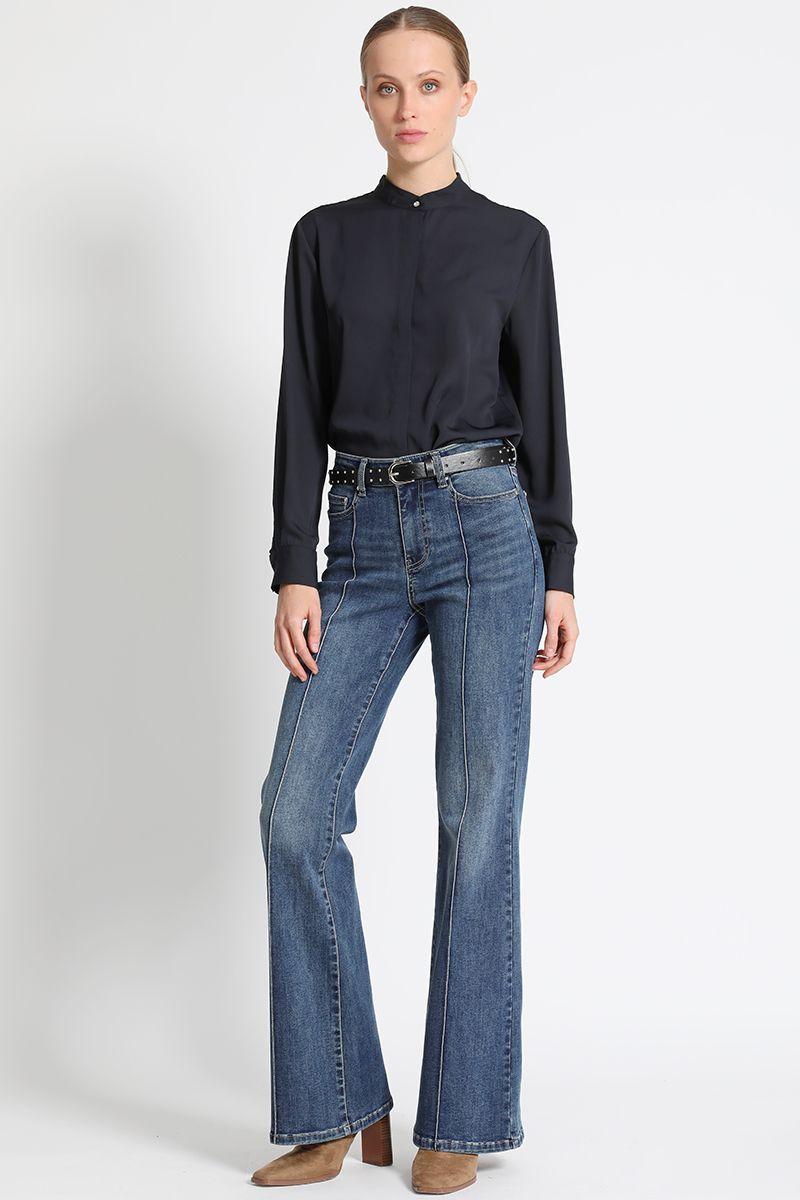 Jeans Flare Tiro Medio Celeste Liola-3