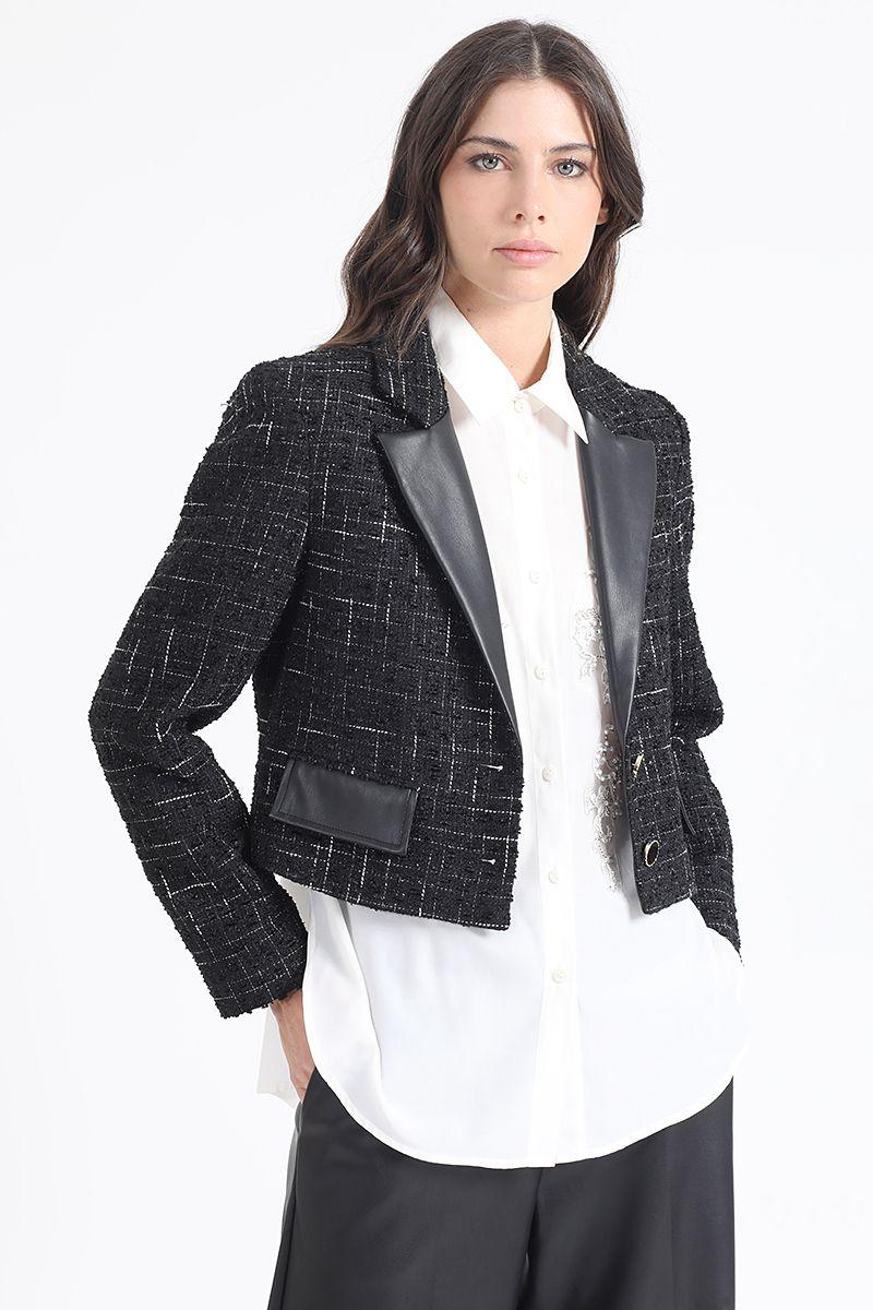 Blazer Crop En Tweed Fantasia Con Aplicación Cuero, Negro Liola-1