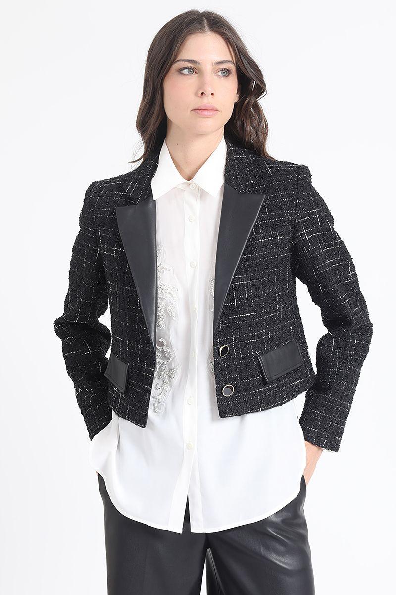 Blazer Crop En Tweed Fantasia Con Aplicación Cuero, Negro Liola-5
