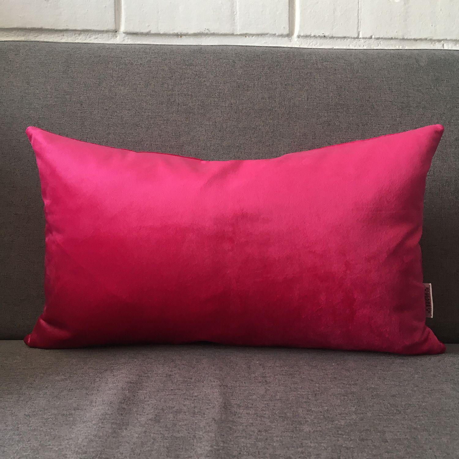 FUNDA COJIN DECORATIVO DISEÑO SUAVE ROSA FUCSIA 50X30-2