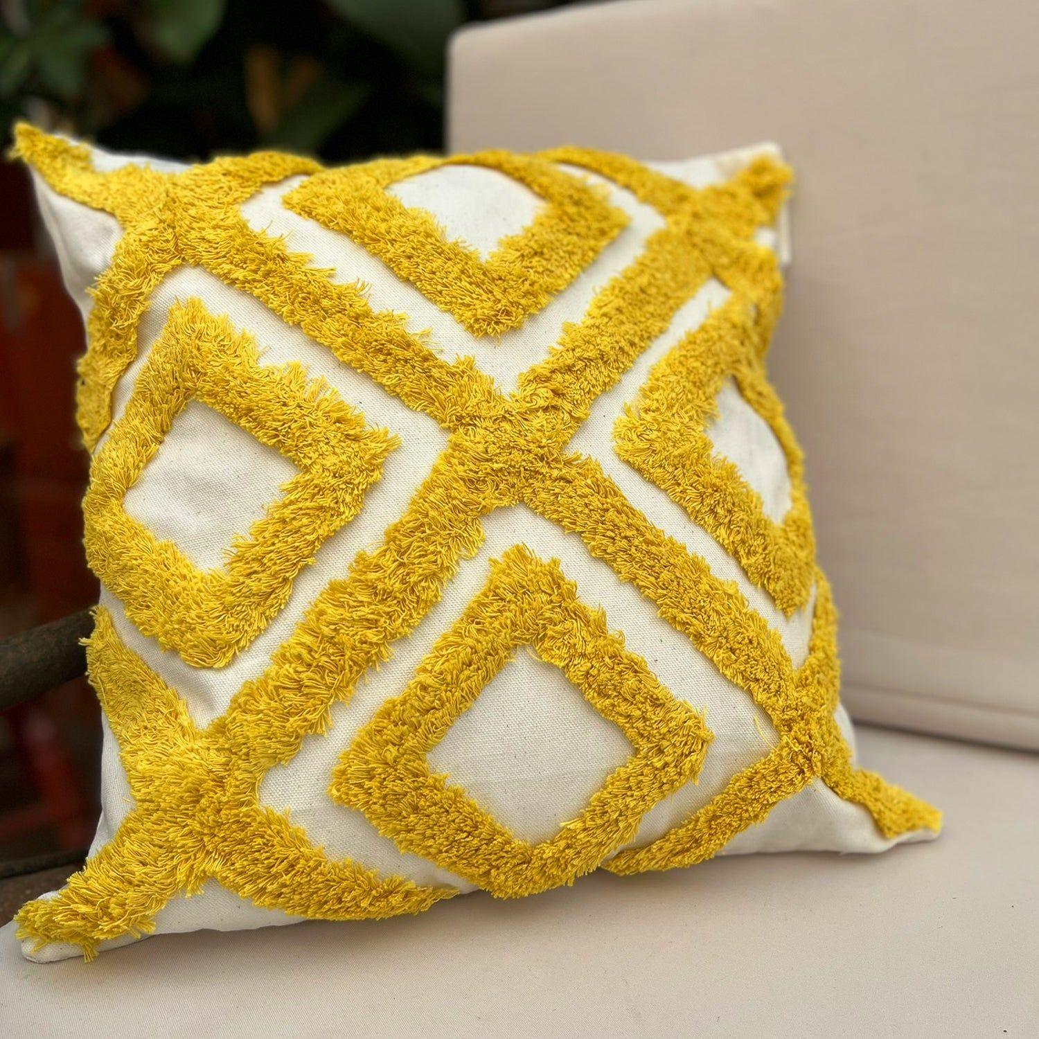 Funda Cojin Decorativo Diseño Rombo Amarillo 45x45-2