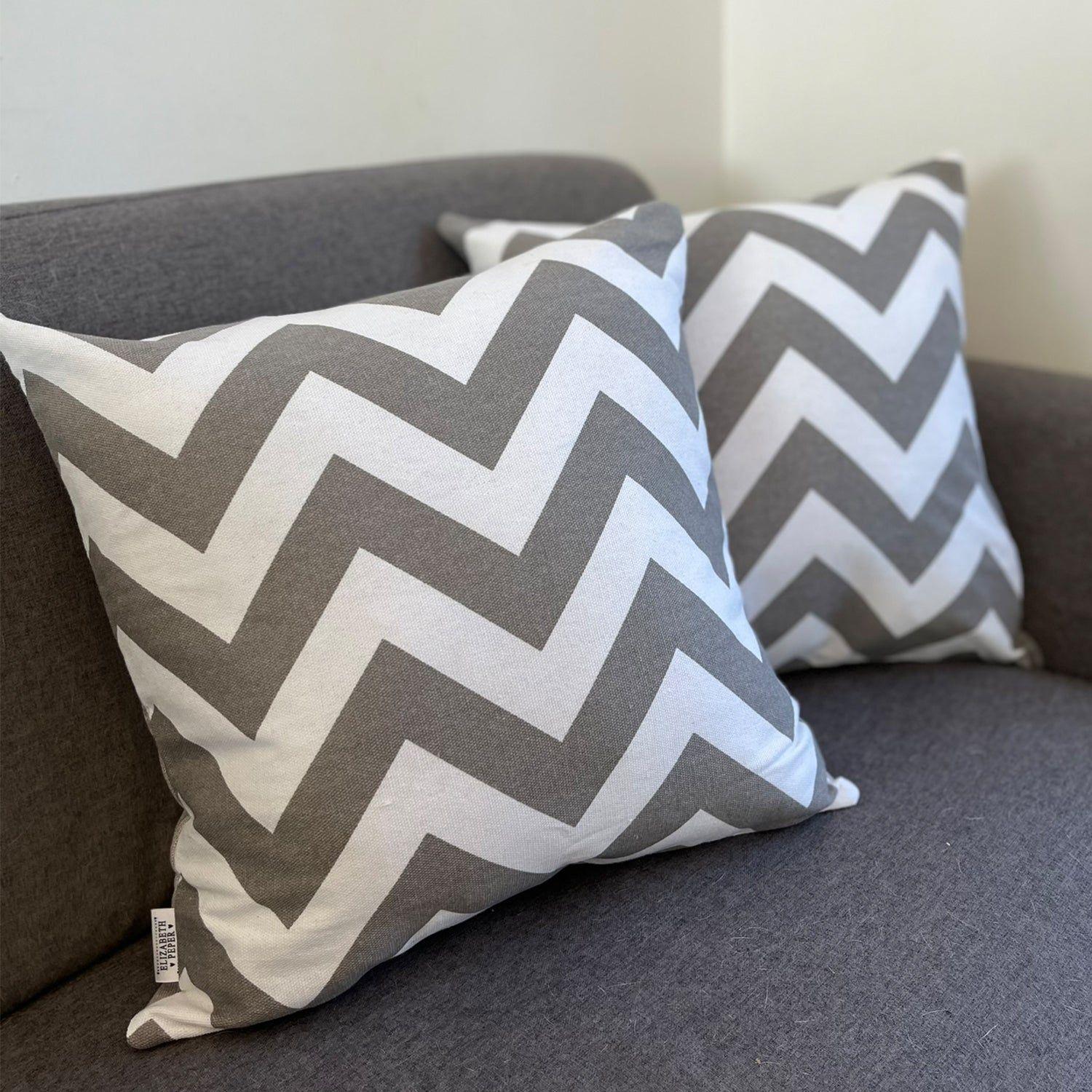 Funda Cojin Decorativo Diseño ZigZag Gris 60x60-1