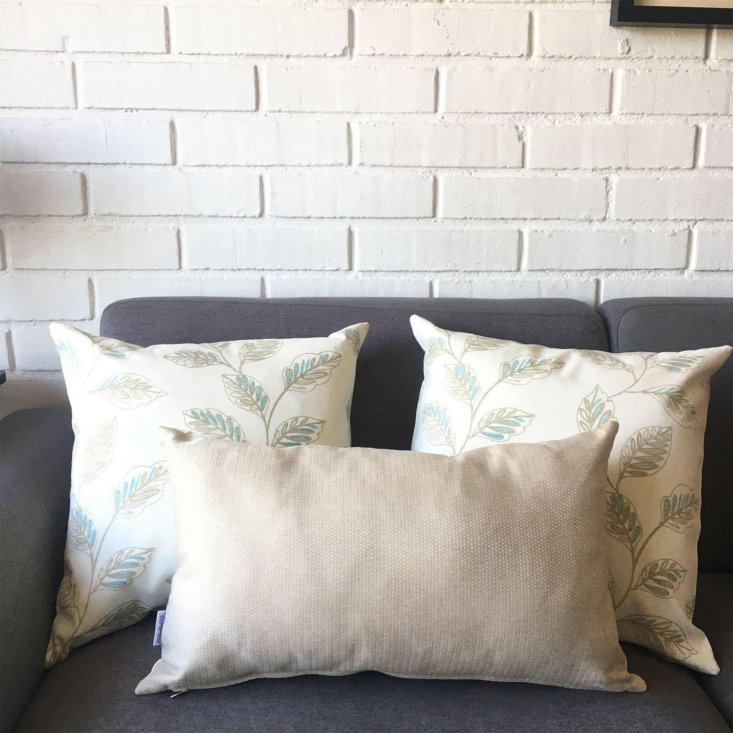 COJIN DECORATIVO DISEÑO HOJAS TURQUESA Y BEIGE 45X45 RELLENO-3