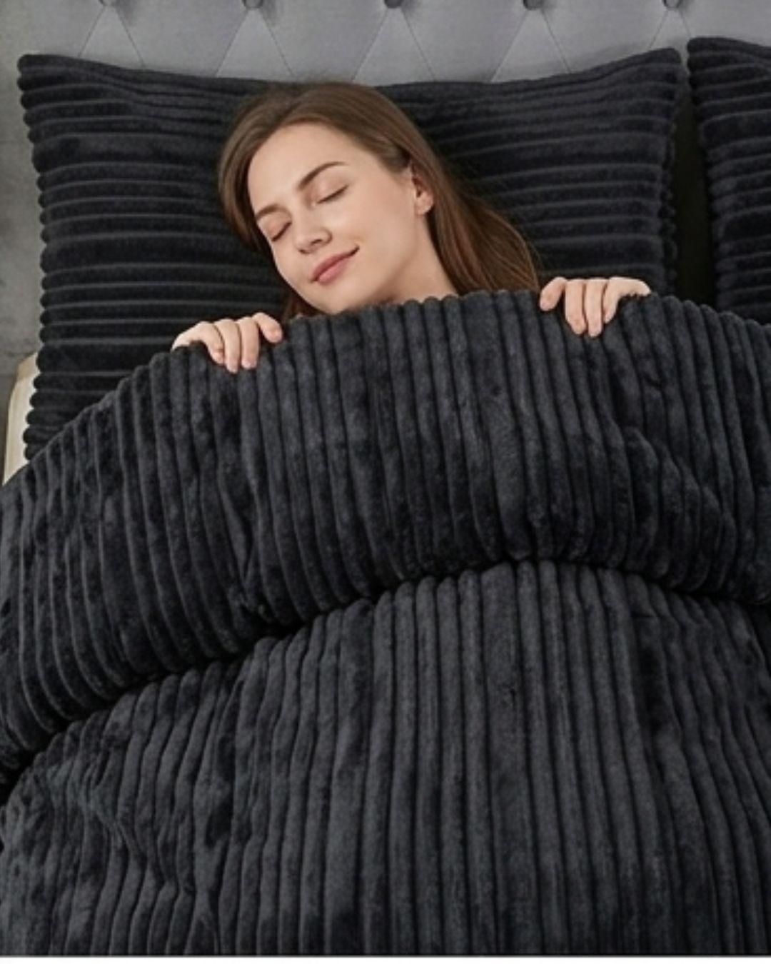 Cobertor de Invierno Premium - Textura Acanalada Lineales y Chiporro Extra Suave Gris Oscuro GSOL.-2