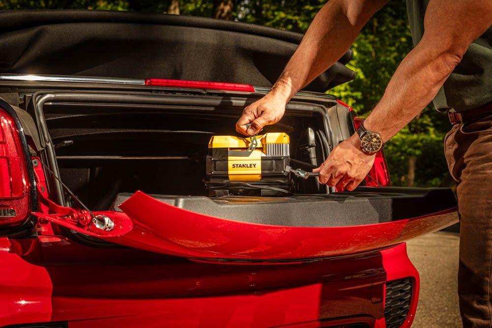 Stanley | Mini Compresor Digital 12V Auto — 150PSI / 10 BAR - SXIF0001-5