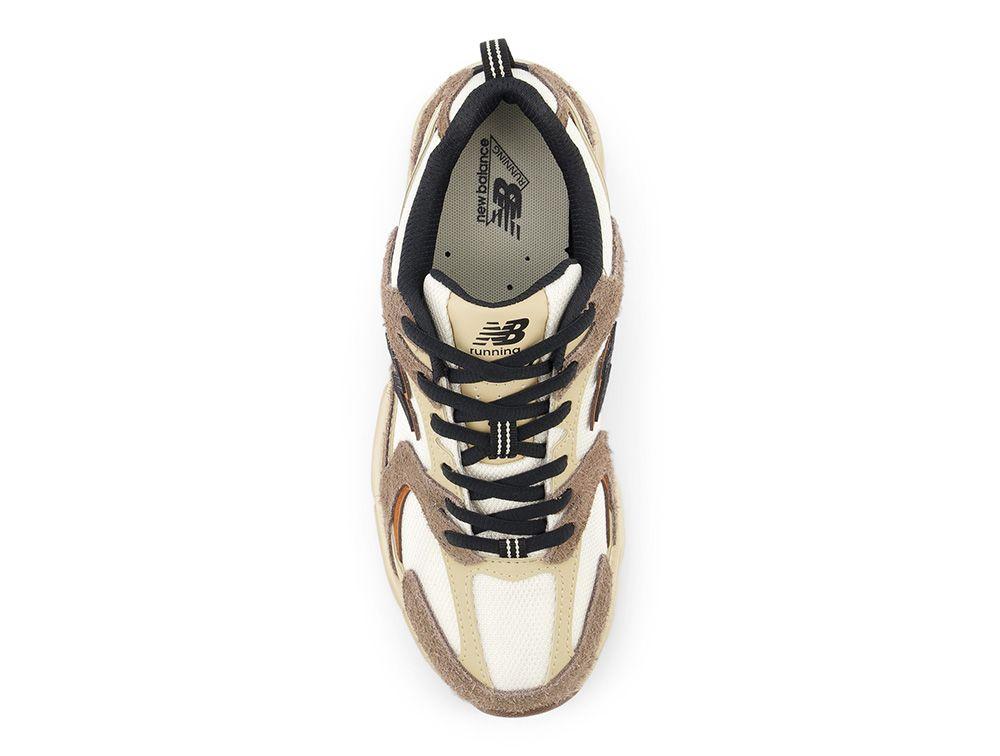 Zapatilla New Balance 530 Unisex Blanco-Café-3
