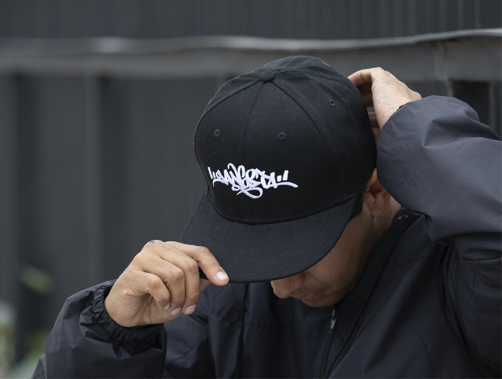Gorro Unisex Gangsta Cp Snap Tag Negro-2