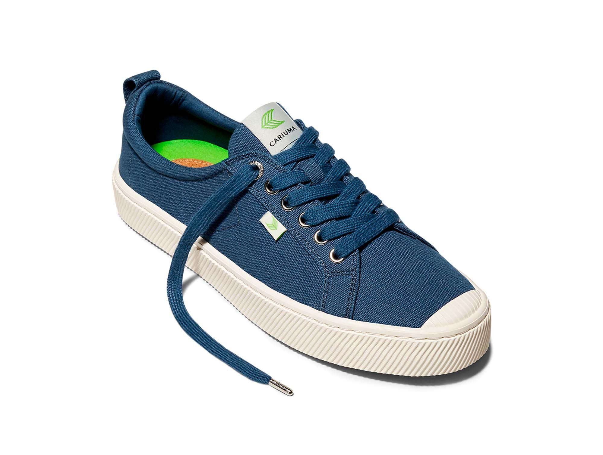 Zapatillas Cariuma Oca Low Hombre Azul-2