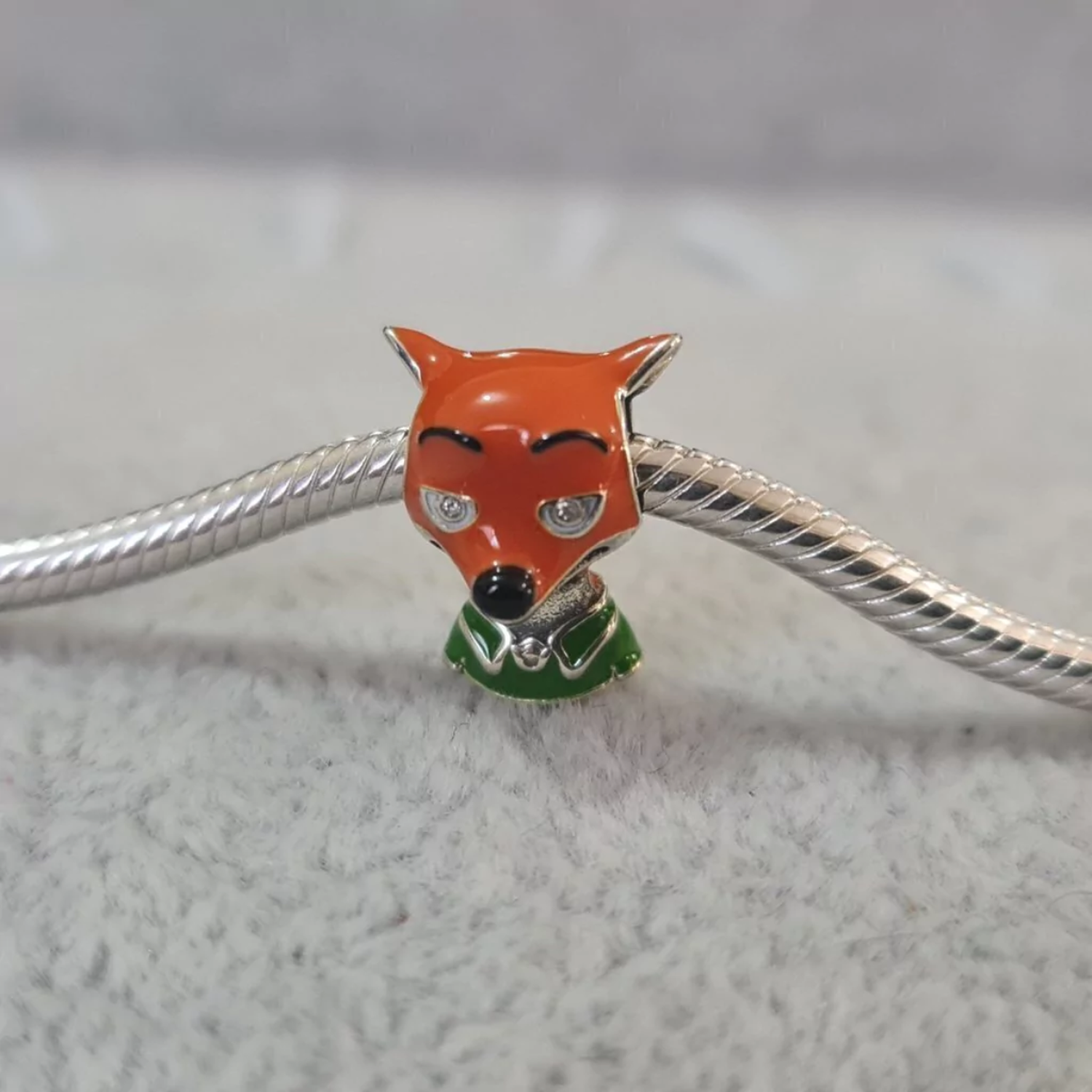 Charm de Plata Nick Wilde Zootopia-1