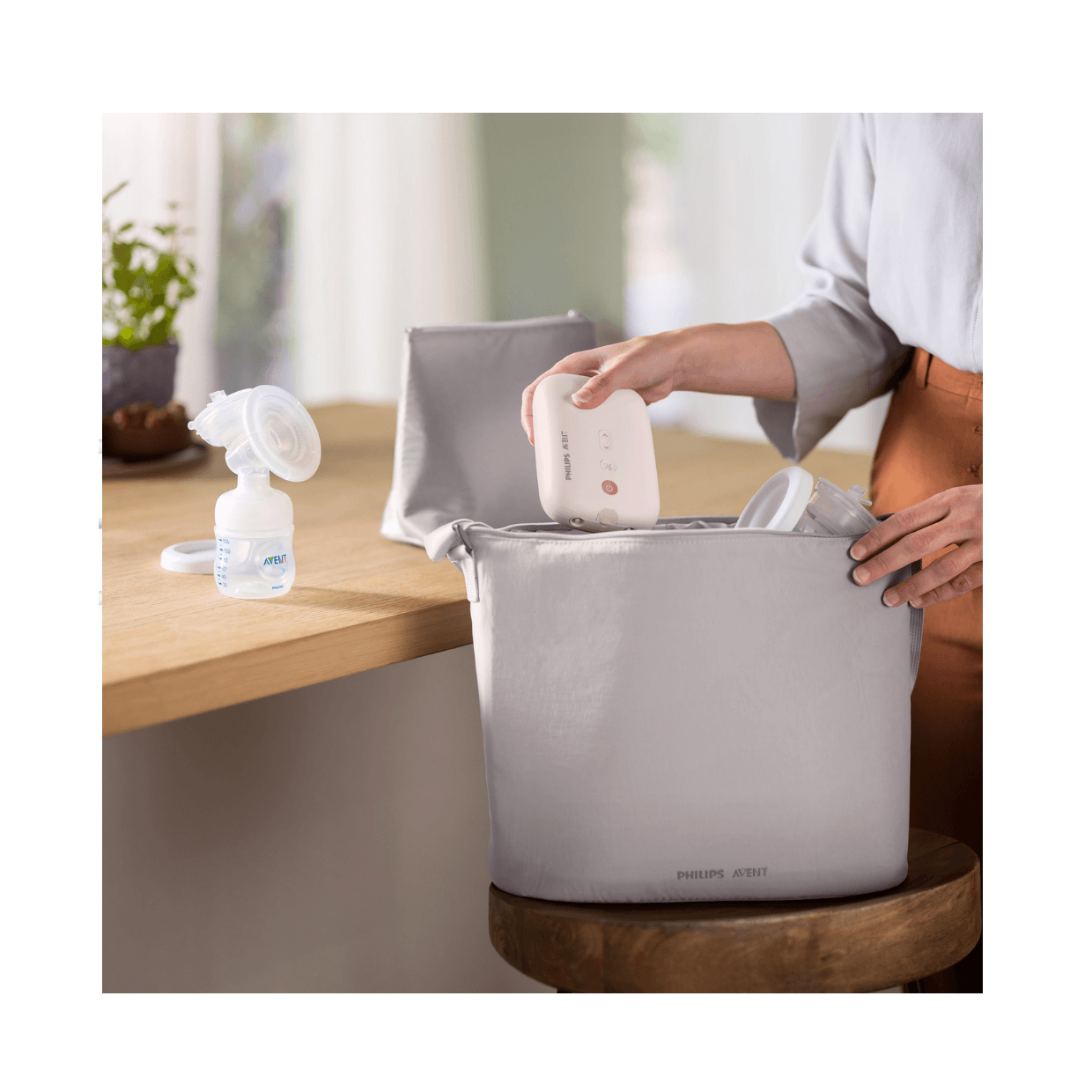 Extractor de Leche Eléctrico Doble Avent SCF39311-3