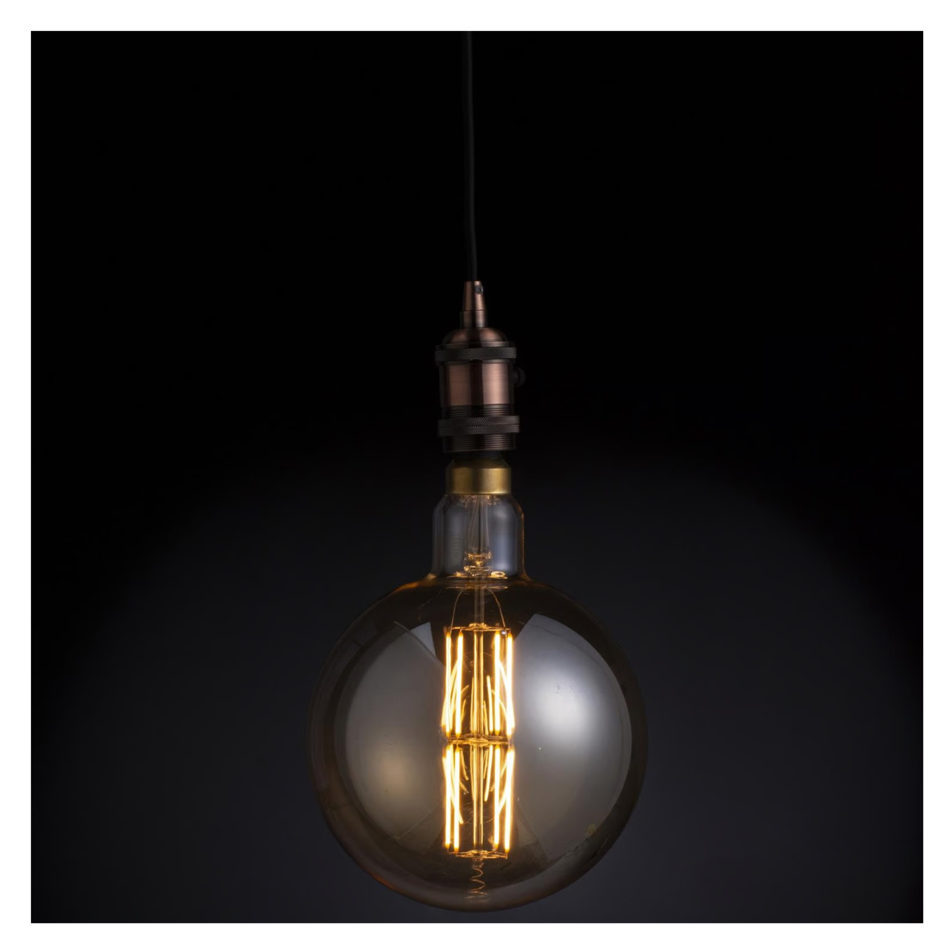 Ampolleta Globo LED  filamentos E27 8W luz cálida tipo -1