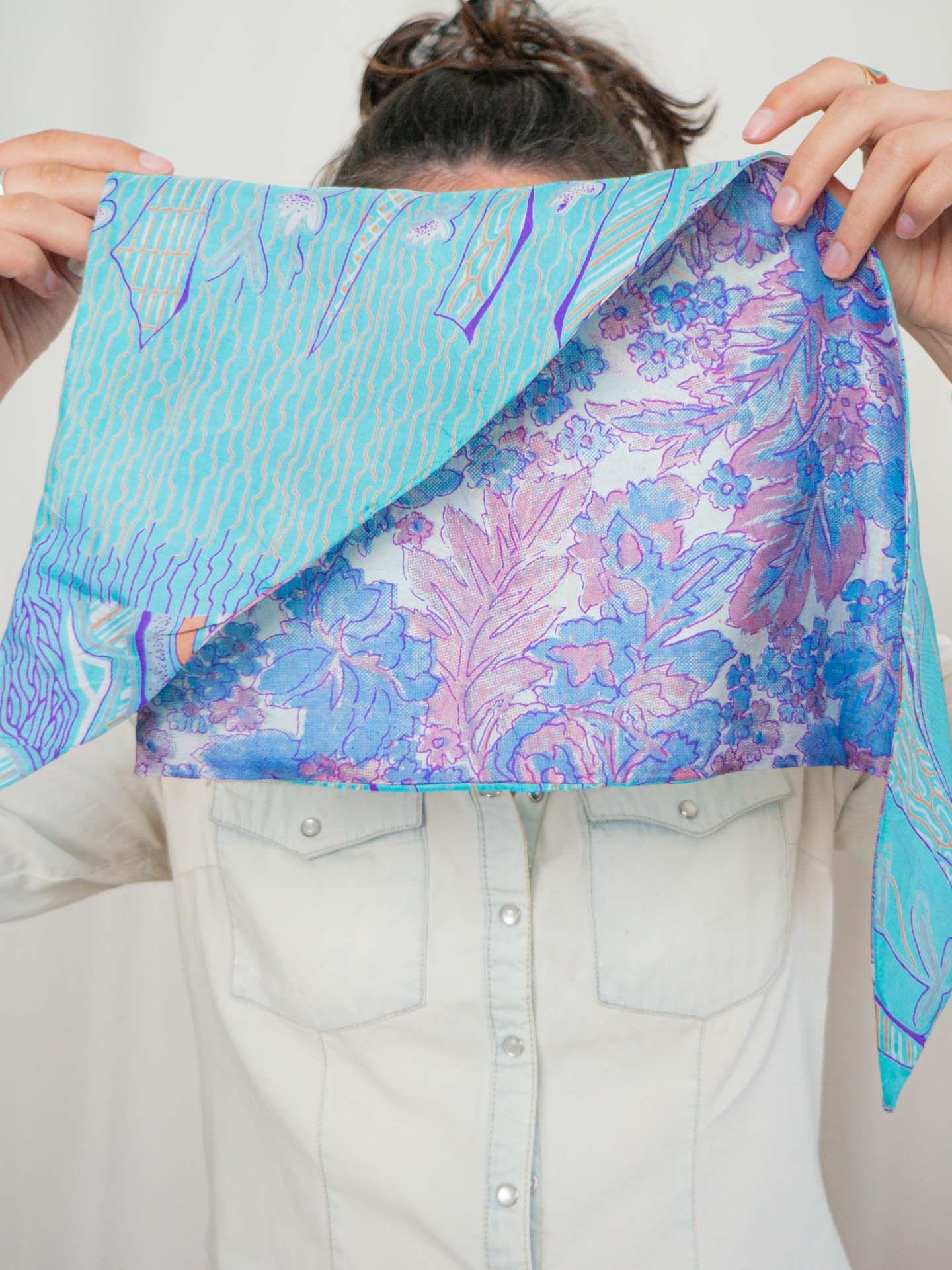 Pañoleta Seda Reversible Floreada-1