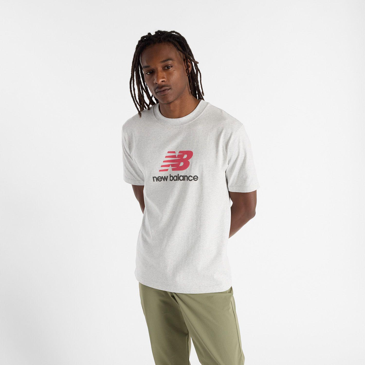 Polera Lifestyle Hombre New Balance Athletics Logo Gris-1