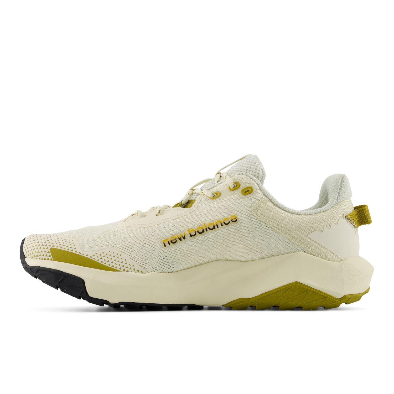 Zapatillas Trail Hombre New Balance Dynasoft v6 Aamarillas-1