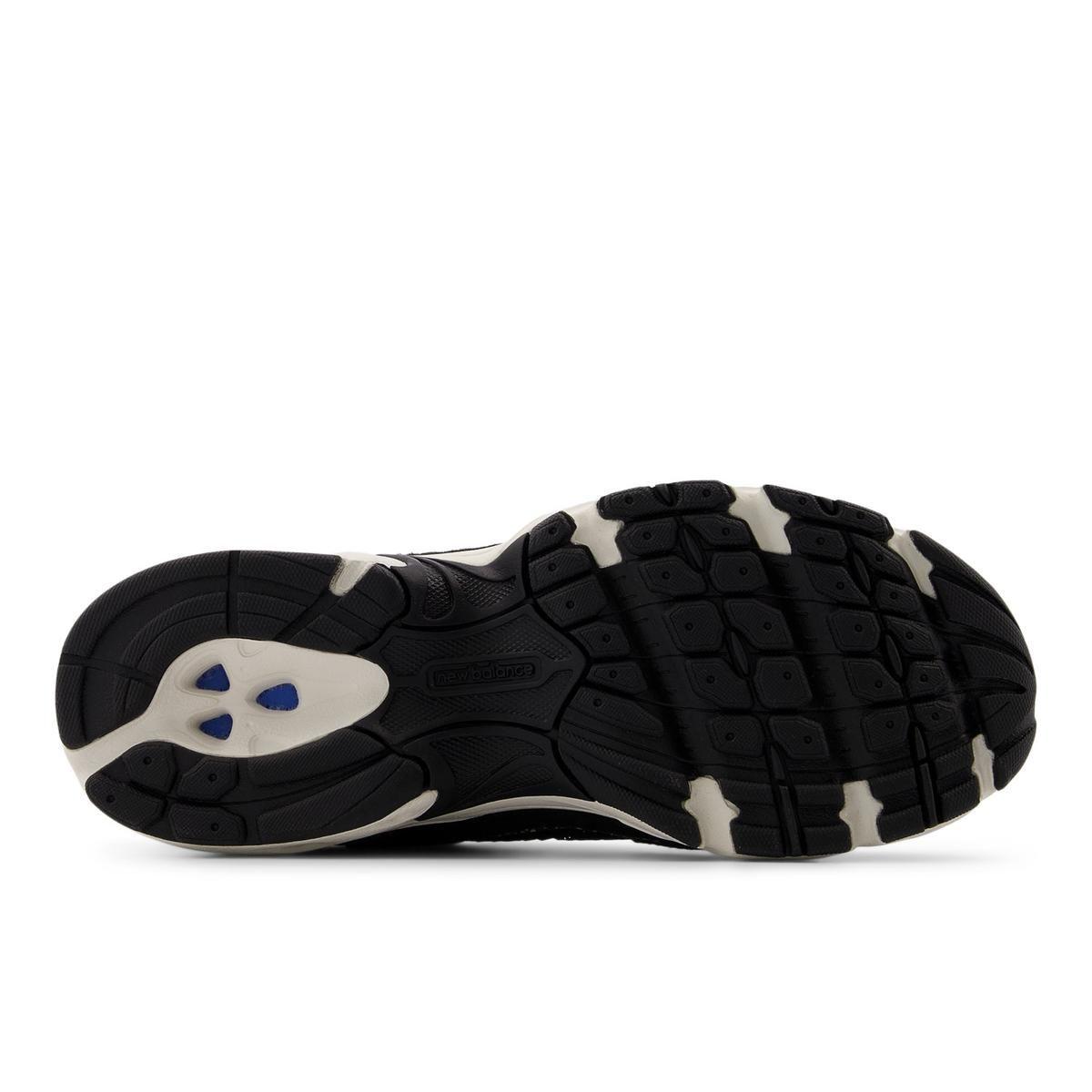 Zapatillas Urbanas Mujer New Balance 530 Negra/Blanco-3