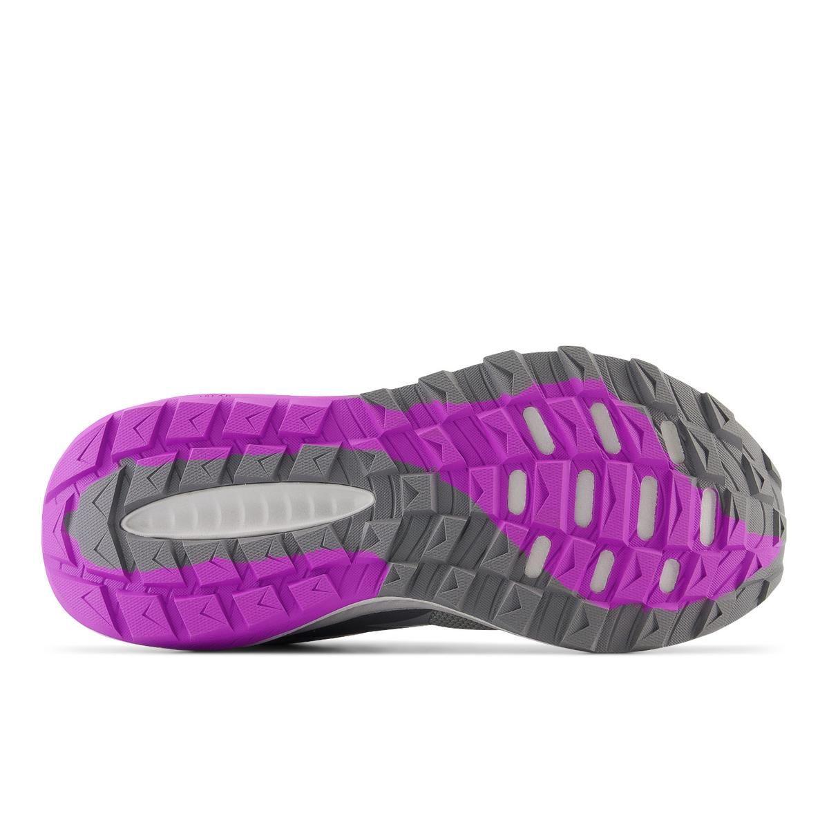 Zapatillas Trail Running Mujer New Balance Nitrel v5 Gris-4