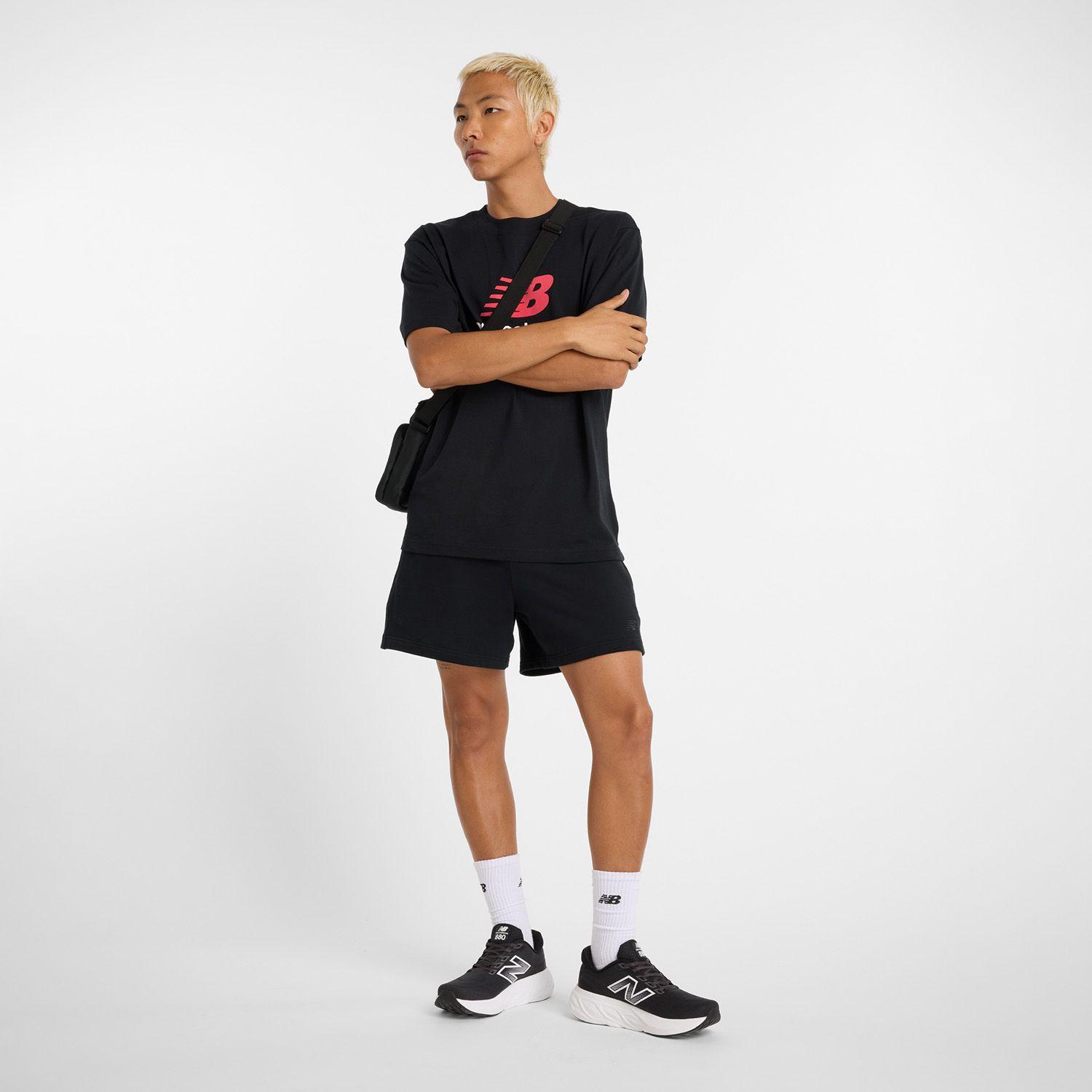 Polera Lifestyle Hombre New Balance Athletics Logo Negra-0