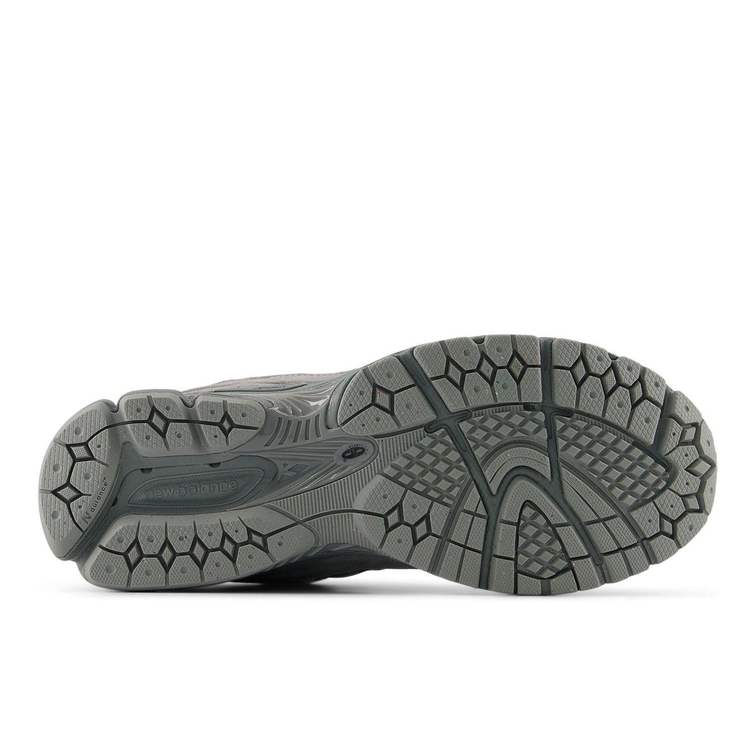 Zapatillas Urbanas Unisex New Balance 2002 R Gris Claro-4