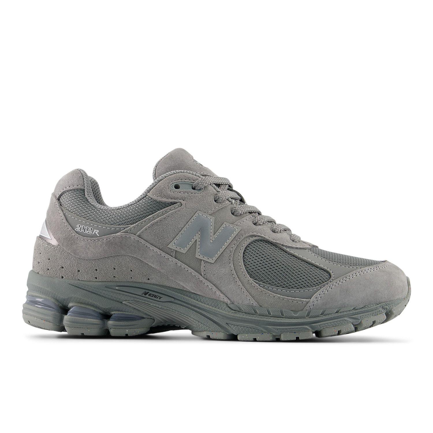 Zapatillas Urbanas Unisex New Balance 2002 R Gris Claro-0