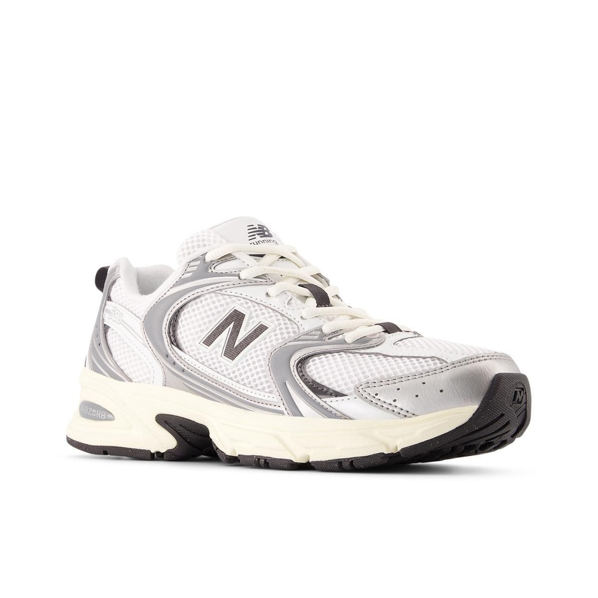 Zapatillas Urbanas Unisex New Balance 530 Blanca-3