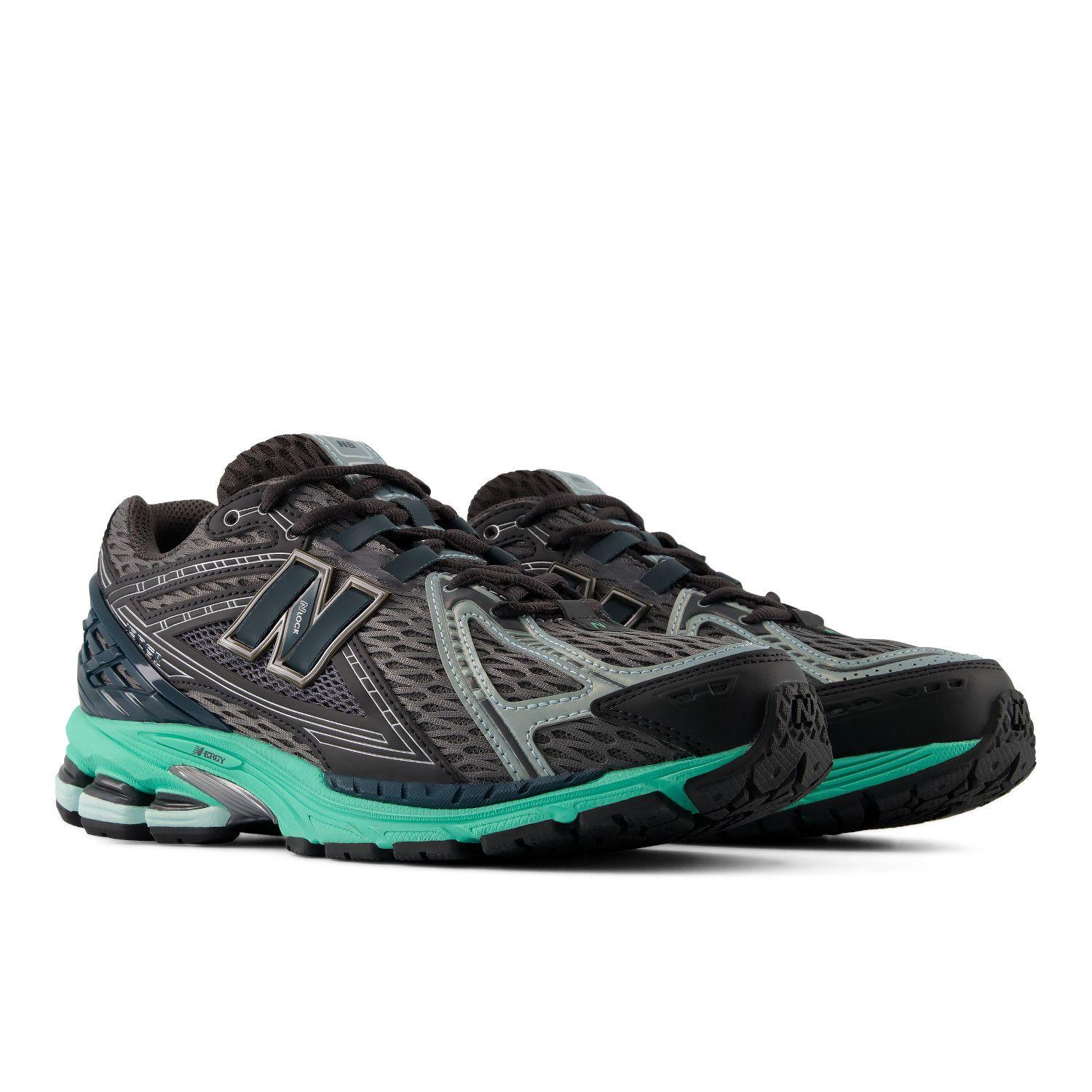 Zapatillas Urbanas Unisex New Balance 1906 F Negras/Verde-2