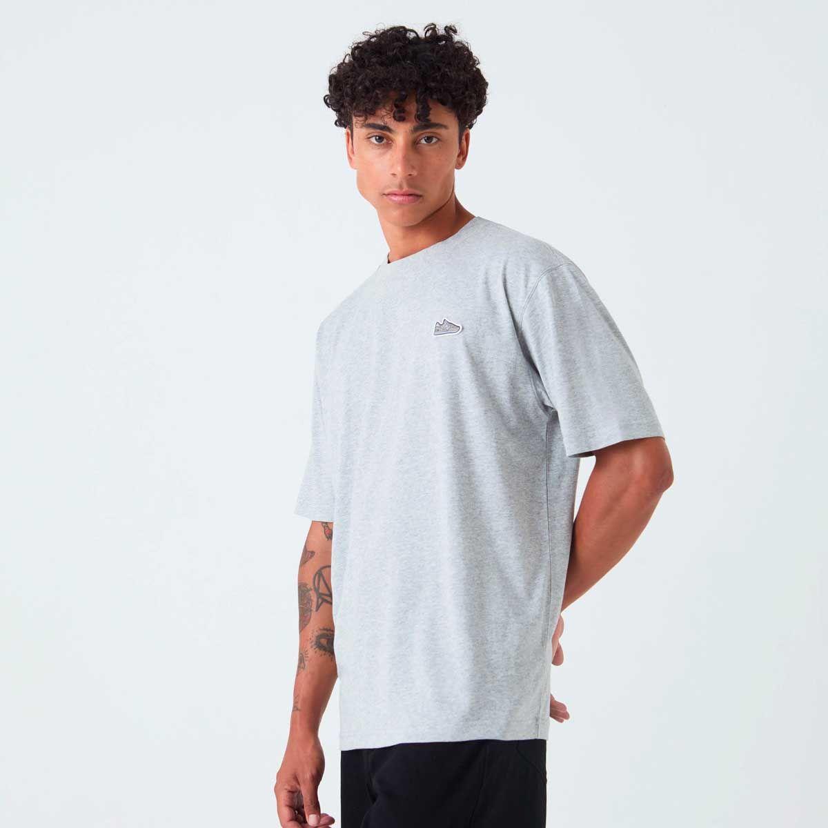 Polera Lifestyle Hombre New Balance Athletics 574 Patch Gris-2