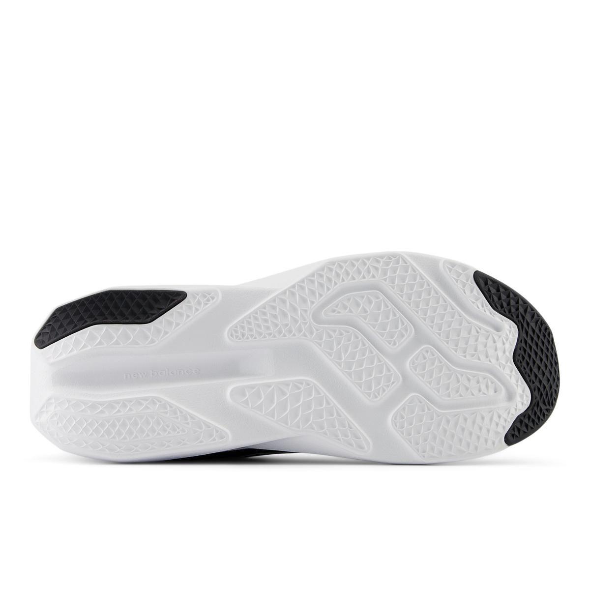 Zapatillas Running Mujer New Balance 413 Negra-4