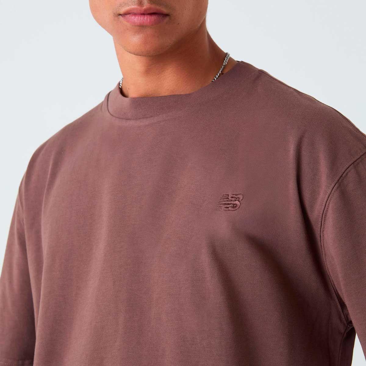 Polera Lifestyle Hombre New Balance Athletics Cotton Café-3