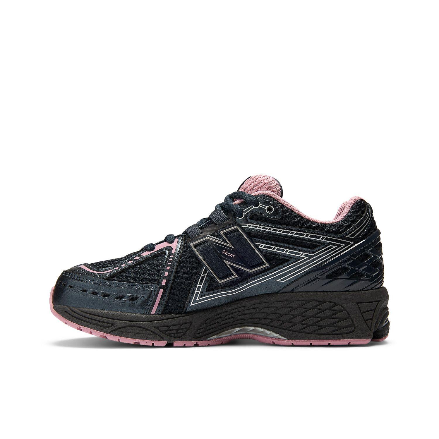 Zapatillas Urbanas Niños New Balance 1906 R Negra/Rosa-1