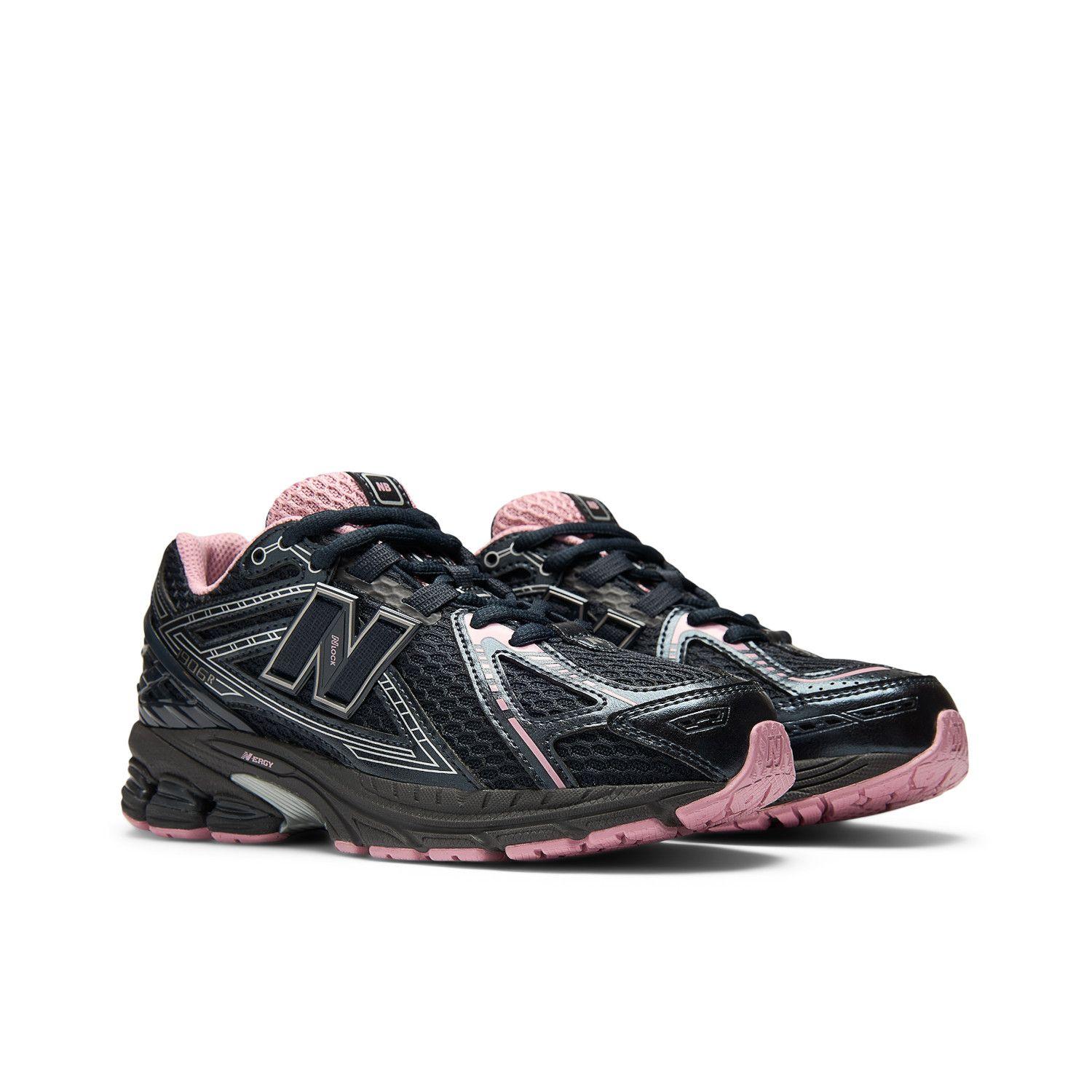 Zapatillas Urbanas Niños New Balance 1906 R Negra/Rosa-3