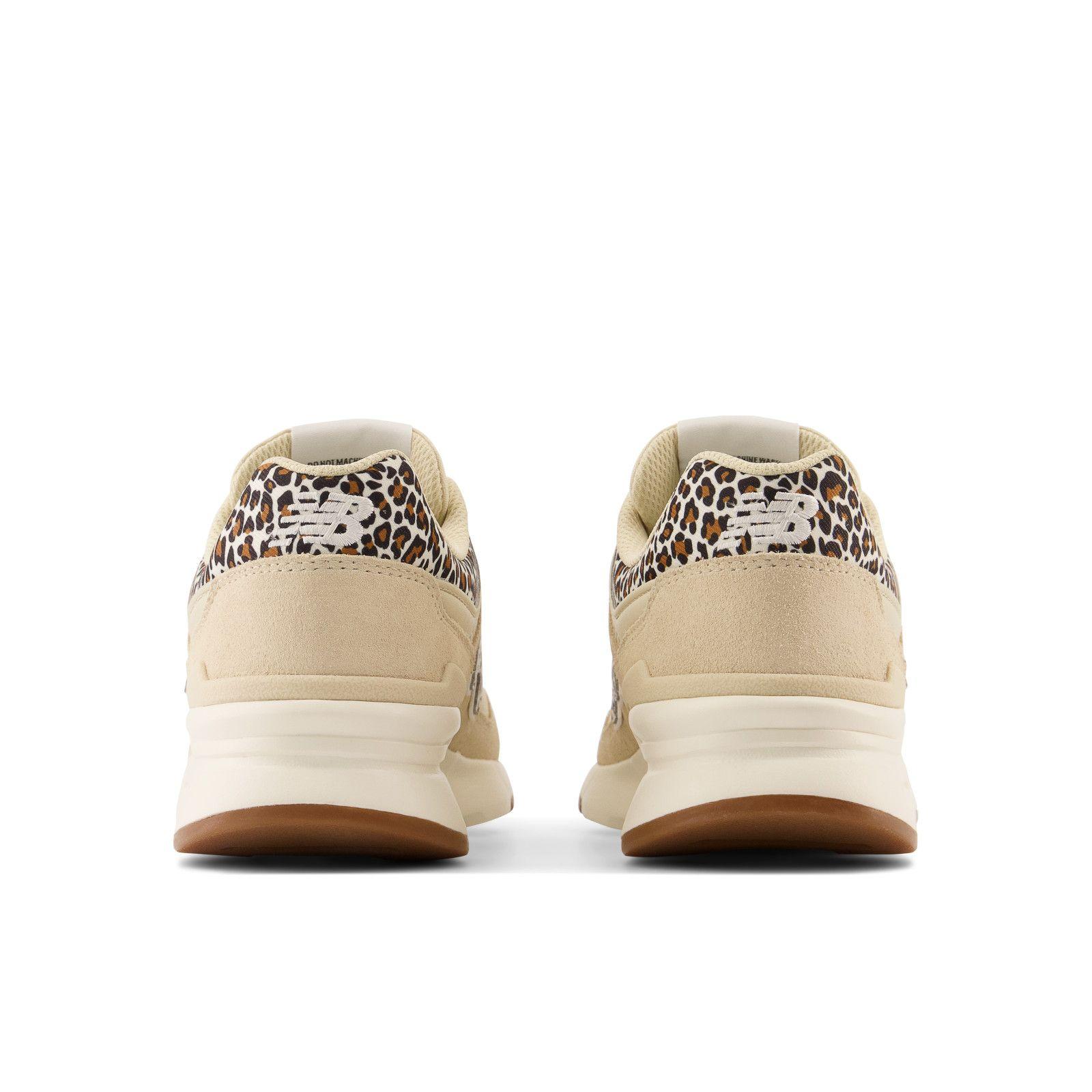 Zapatillas Urbanas Mujer New Balance 997 Beige-4