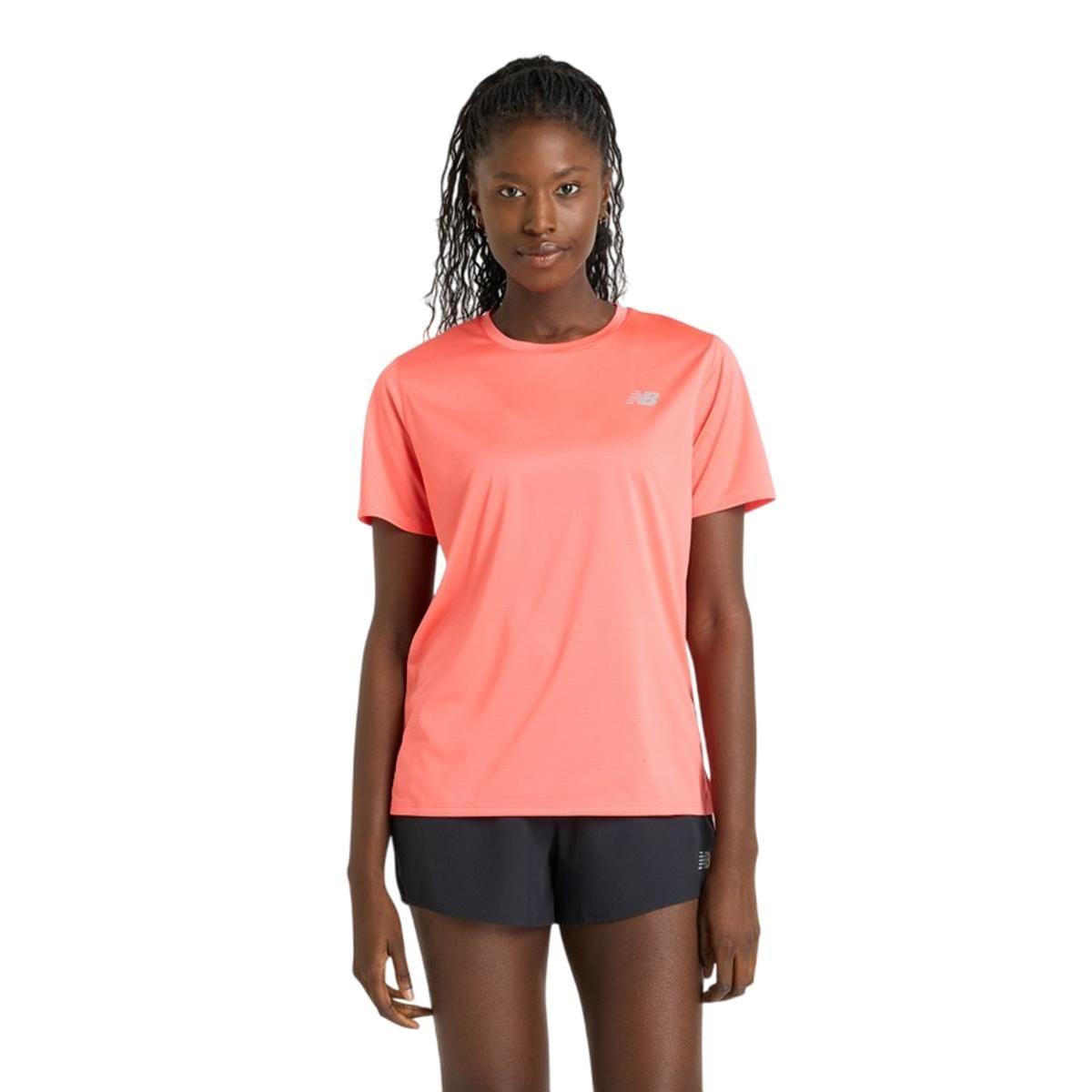 Polera Mujer New Balance Sport Essentials Rosada-0