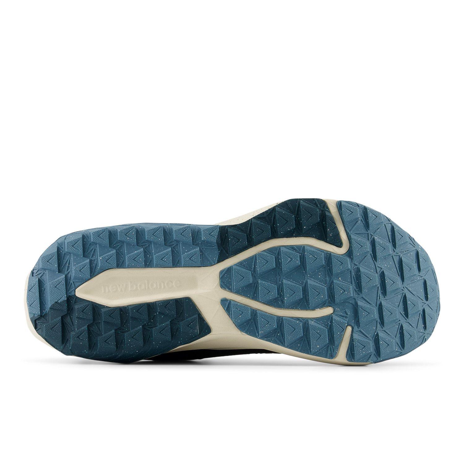 Zapatillas Trail Hombre New Balance Dynasoft Nitrel v6 Negra-4