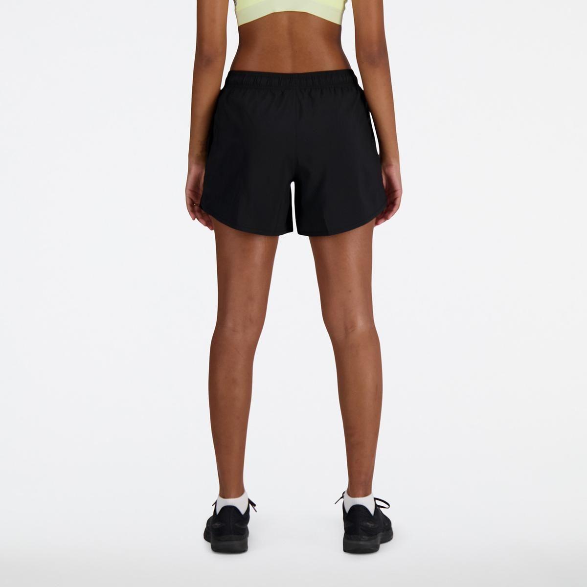 Short Mujer New Balance Sport Essentials Negro-1